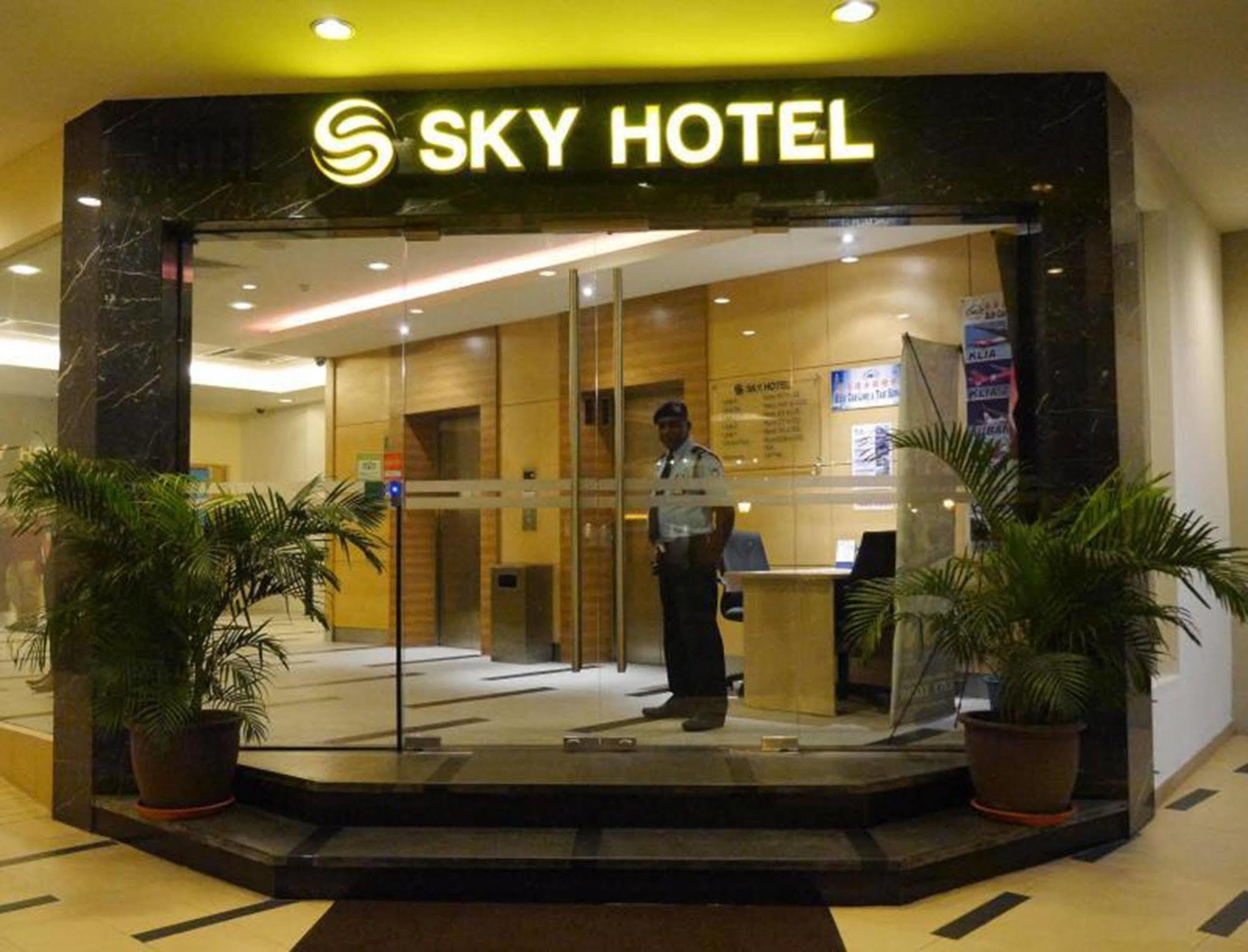 Sky Hotel Kuala Lumpur Exterior photo